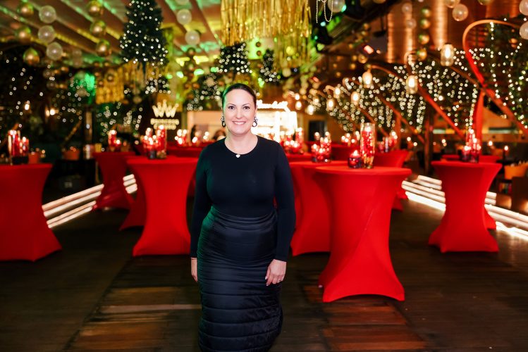 WOW Petrecere Craciun Libra Bank